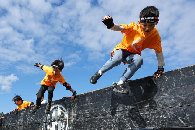 禹唐体育2024年体育营销项目推介｜斯巴达勇士儿童赛(图8)