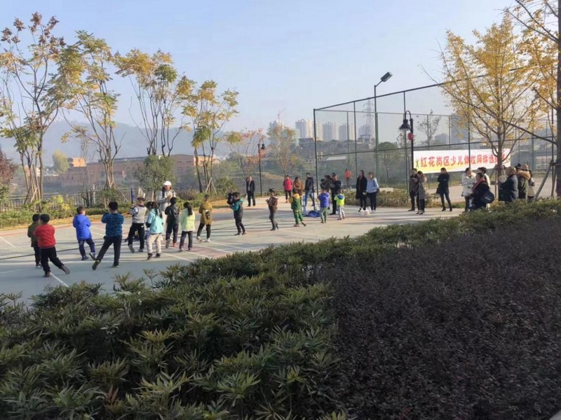 星空体育网址：群众体育冠军王俊洁：推广网球运动掀起健康热潮(图2)