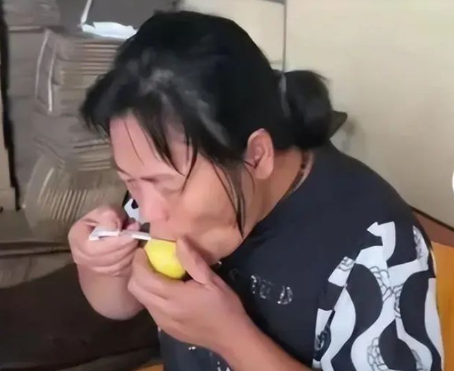 喜讯全红婵富起来了！妈妈带货2天收入8万全村人都开心了(图3)