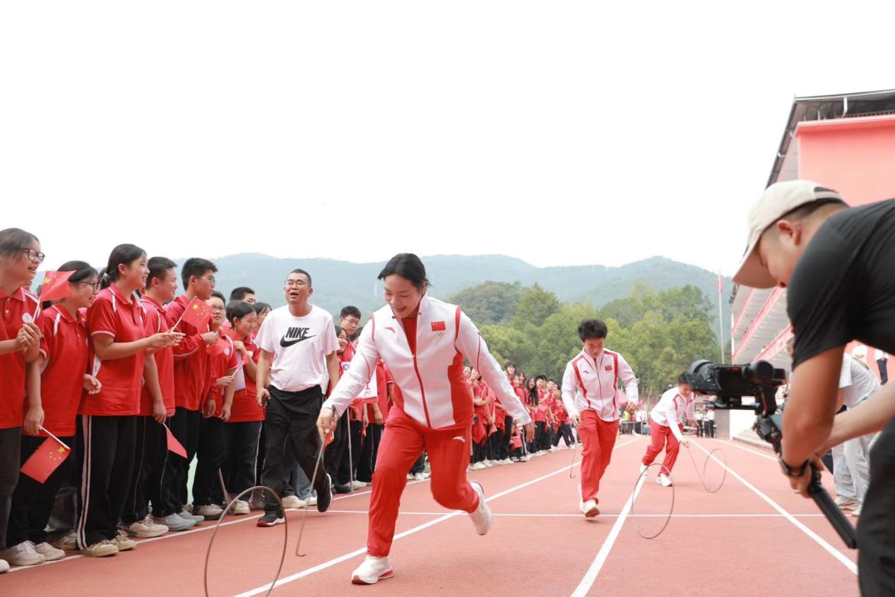2024年“中华益动行”红色体育大会张家界站顺利启动(图4)