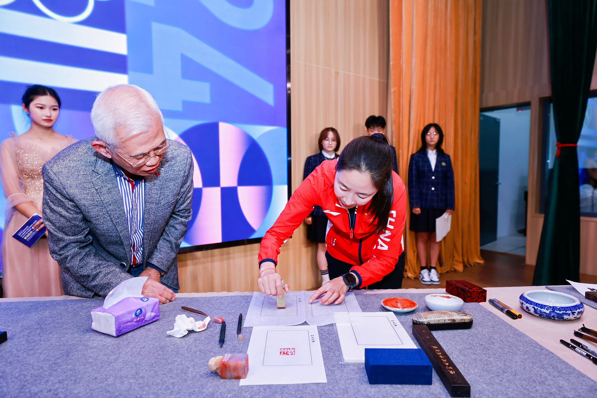 王丽萍“天道酬勤”主题宣讲全国体育文化宣传推广系列活动再到杭州(图3)