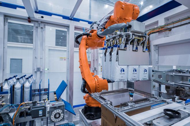 瑞幸咖啡荣获2024网易财经·企业优秀ESG实践案例——“年度ESG价值品牌”奖项(图11)