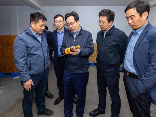 张国锋调研农业企业(图3)