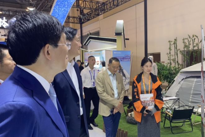 星空体育平台：2024体育“两博会”开幕：国家总局局长高志丹莅临天马运动(图2)