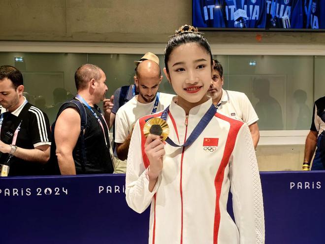 星空体育平台：2024圆满收官2025更加精彩！成都蝉联“年度体育城市”！(图4)