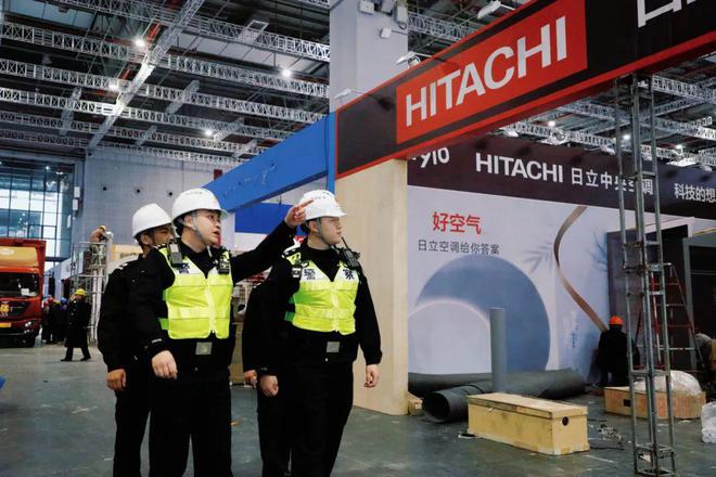 星空体育平台：“四叶草”2025年首展启幕！国展“袖珍”派出所九项举措护航展会全周期～(图5)