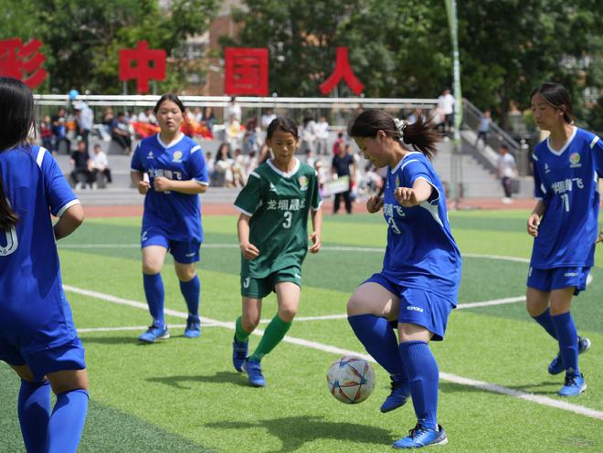 星空体育平台：120名乡村女孩燃情“女足日”(图2)