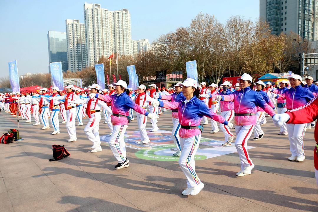 近8万场赛事活动！“好运山东”体育品牌激发体育产业乘数效应(图3)