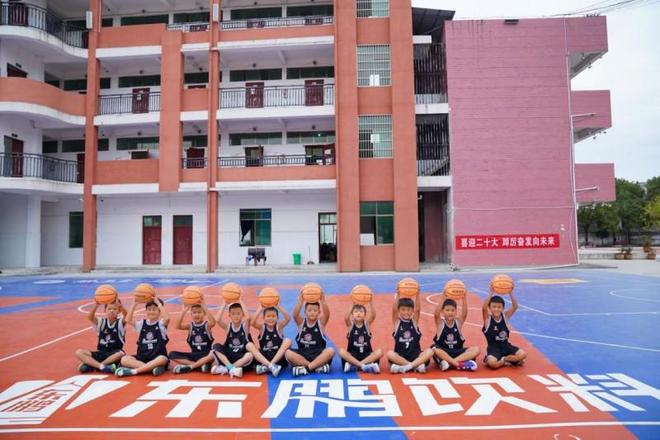 民族品牌的公益答卷东鹏饮料如何让善意“不褪色”(图2)