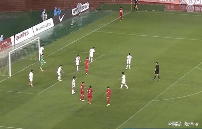 U16国足2球领先被越南逼平！积4分第二末轮获胜可夺冠(图2)