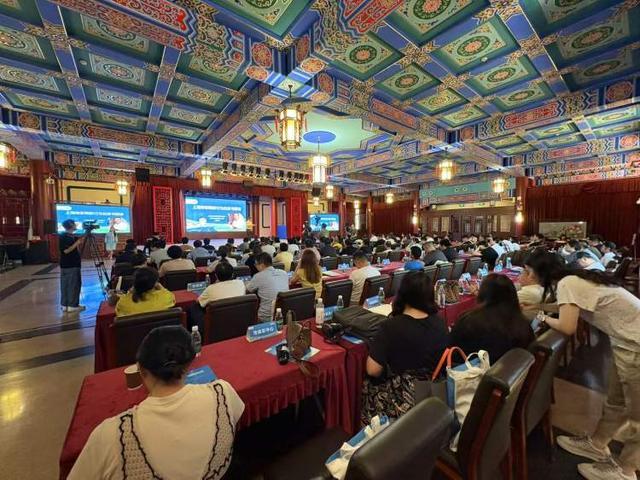 责任为先拾光同行《中国体育彩票（上海市）2024年社会责任报告》发布(图2)