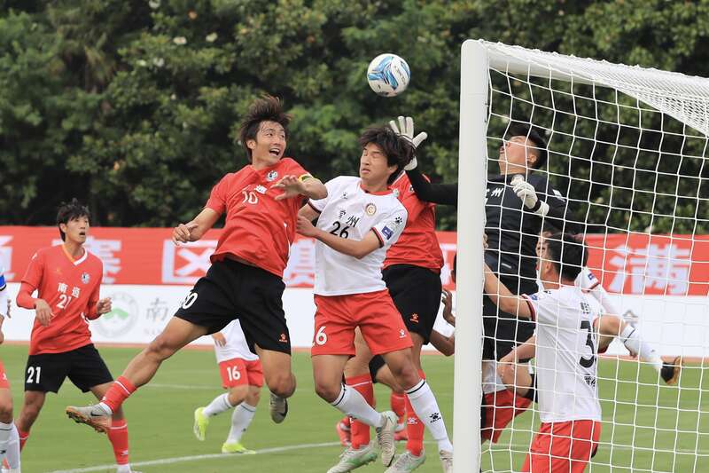 星空体育网址：踢出苏超“南哥”名号的00后：为家乡荣誉而战(图2)