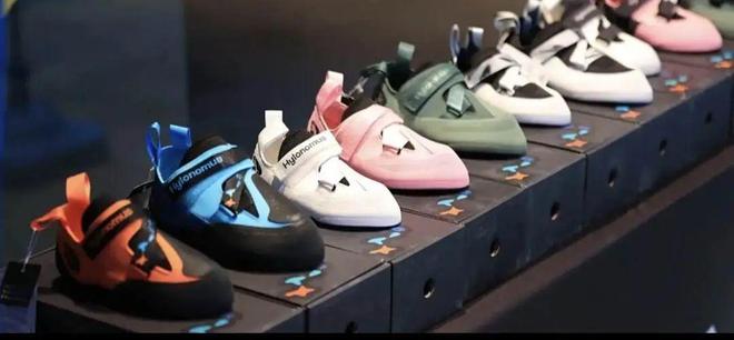 星空体育平台：50万岩友掀起攀岩热潮谁吃到了红利？(图10)