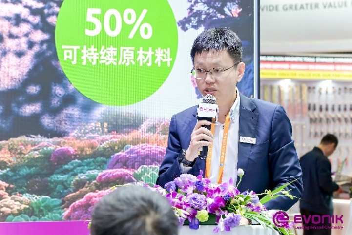 科技赋能绿色未来：361度联合赢创发布第二代MassBalance低碳环保跑鞋飞燃5(图3)