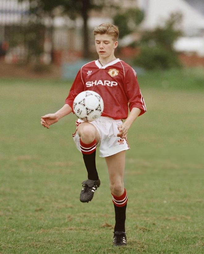 贝克汉姆获爵士头衔长子布鲁克林却不出席家族关系藏不住了(图3)