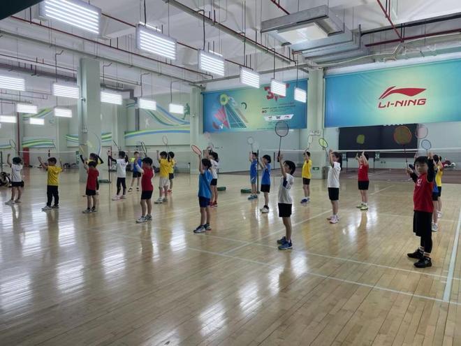 星空体育平台：光荣上榜！宝山4家单位、3人荣获全国先进！(图3)