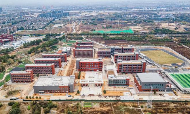 金华市区这所知名中学新校区惊艳亮相！变化太大了！(图4)